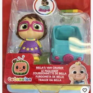 New CoComelon Bella’s Van Cruiser - Features Bella‎ and a Vehicle Accessory